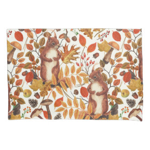 Herbst-Eichhörnchen und Herbstflora auf Weiß Kissenbezug