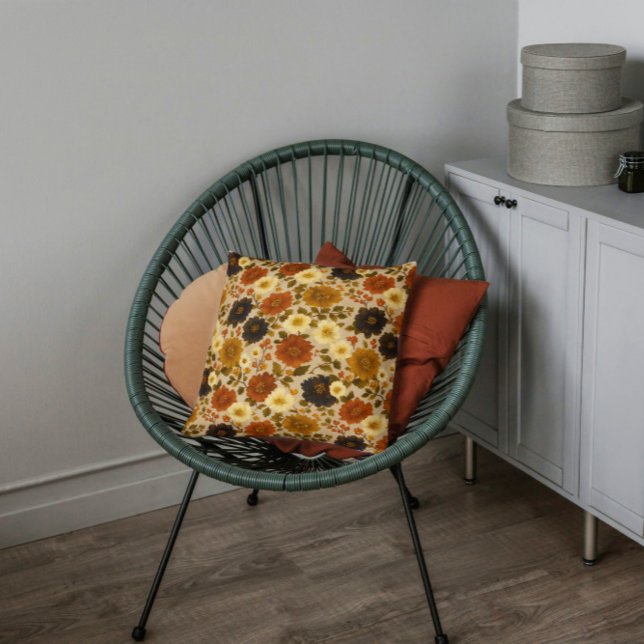 Herbst Florals - Bauernhof Boho Kissen (Bring the warmth of autumn indoors with this charming floral pillow. Perfect accent for a farmhouse.)