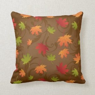 Herbst, Herbst-Blätter auf braunem Hintergrund Kissen