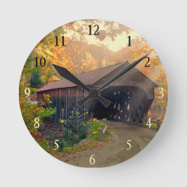 Herbst in Vermont Bridge Clock Runde Wanduhr
