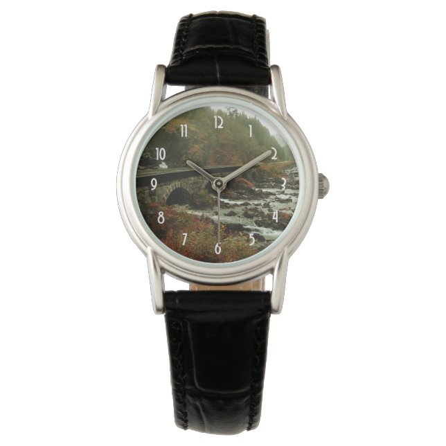 Herbst Landschaftswald und Fluss Armbanduhr (Vorderseite)