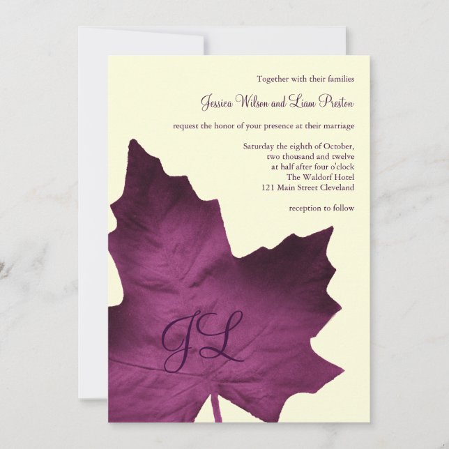Herbst Mit Monogramm Hochzeitseinladung (lila) Einladung (Vorderseite)