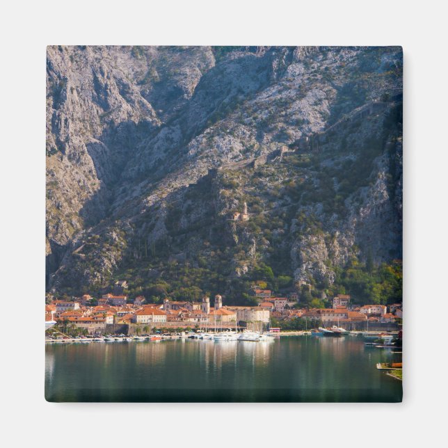 Herbstansicht von Kotor, Montenegro Magnet (Vorne)