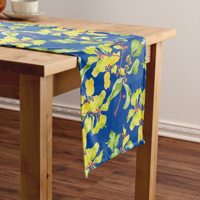 Herbstbeeren auf einem Tischläufer (Beispiel)