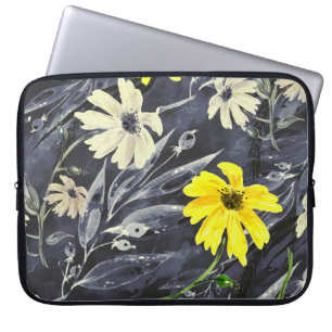 Herbstblätter, Beeren: Aquarellmuster. Laptopschutzhülle