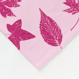 Herbstblätter - Bordeaux und Muschel rosa Fleecedecke