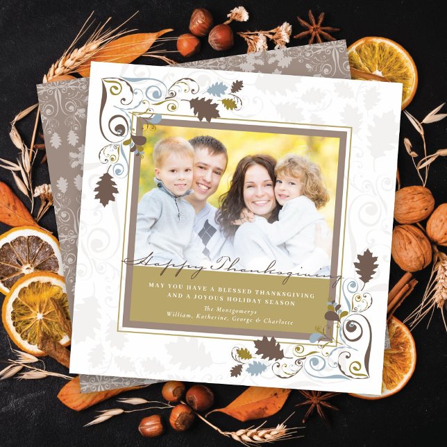 Herbstblätter & elegante Wirbel Erntedank Foto Feiertagskarte (Autumn Fall Leaves With Vintage Brown Decorative Swirls Thanksgiving Photo Holiday Card @ fat_fa_tin)