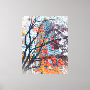 Herbstblätter und Wolkenkratzer Leinwanddruck