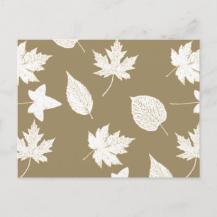 Herbstblätter - weiß und taubbraun postkarte