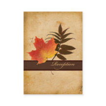 Herbstbleiben auf der älteren Papierumschließkarte