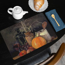 Herbstdekorationen am Tisch, Kürbis, Früchte, Getr