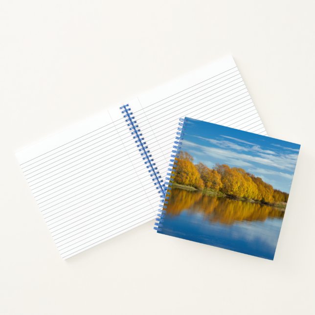 Herbstfarbe auf dem Fluss Clutha Notizbuch (Innenseite)