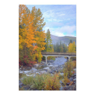 Herbstfarben der Wälder in The Cascade Fotodruck
