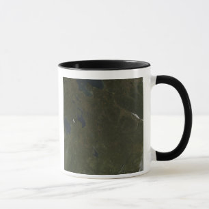 Herbstfarben im Nordwesten Russlands Tasse