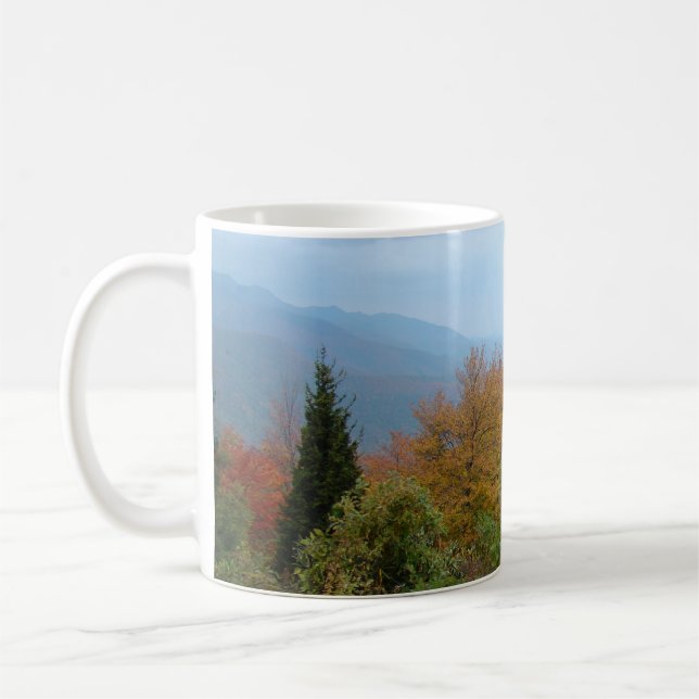 Herbstfarben in den Bergen Kaffeetasse (Links)