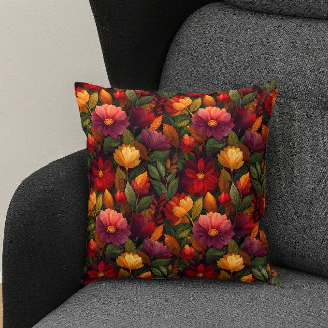 Herbstflorale botanische Dekoration - Herbstdesign Kissen (Elegant farmhouse style with yellow, red and violet flowers. Great for autumn evenings.)