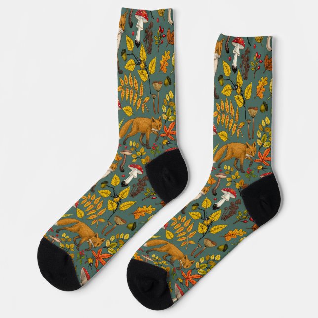 Herbstfüchse auf Kieferngrün Socken (Linkes Detail)