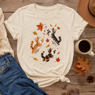 Herbstkätzchen und fallende Ahornblätter T-Shirt