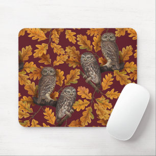 Herbstkeule auf dunkelrot mousepad