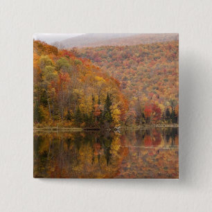 Herbstlandschaft mit See, Vermont, USA 2 Button