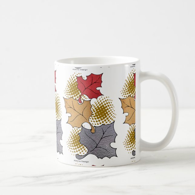 Herbstlaub auf einer Tasse (Rechts)