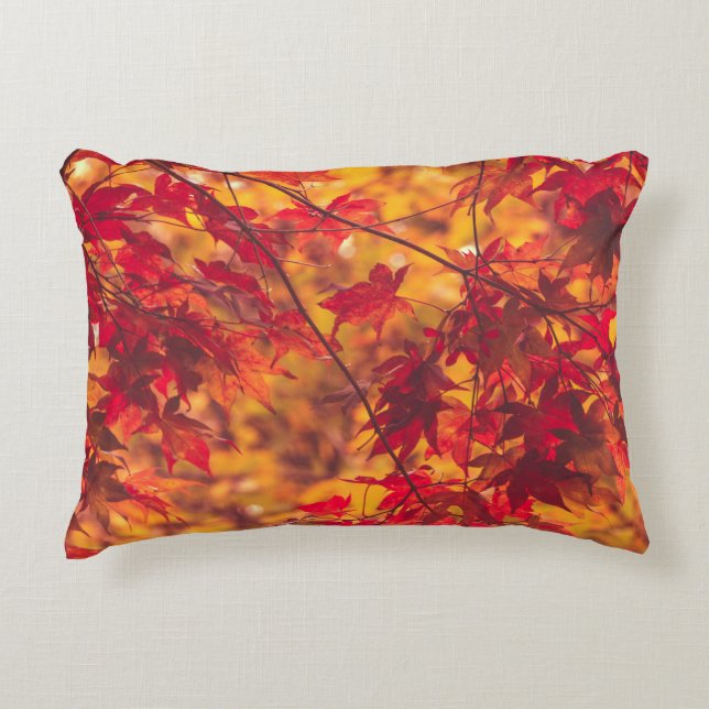 Herbstleaves Rot und Orange Dekokissen (Vorderseite)