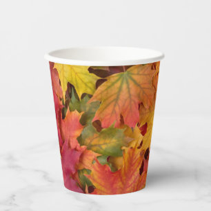Herbstliche Herbstlaube Reiche Farben Orange Gold Pappbecher