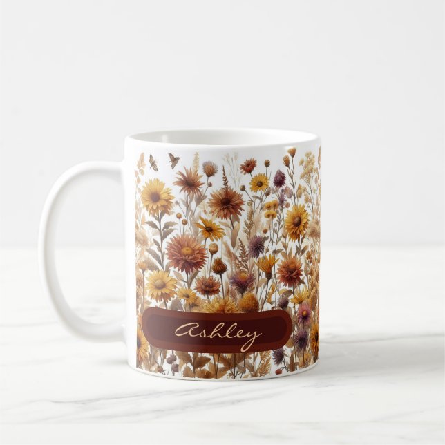 Herbstliche Wildblumen Blätter Braunes Orangefarbe Kaffeetasse (Links)
