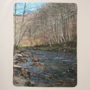 Herbstlicher Gebirgsfluss – Wilde Natur Rumänien Sherpadecke