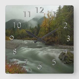 Herbstmauer Quadratische Wanduhr
