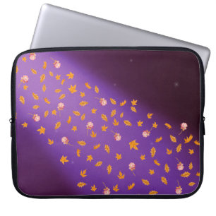 Herbstnacht Himmel und Rose Laptopschutzhülle