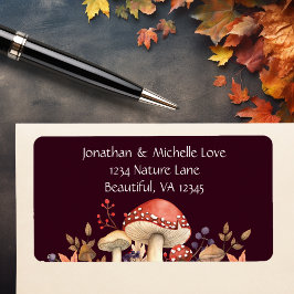 Herbstpilze, Pflanze und Blätter fallen an Adressaufkleber