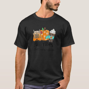 Herbststimmung Und Das Trucker-Ehefrau-Leben Ernt T-Shirt