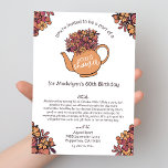 Herbsttepot 60. Geburtstagskarte Dusche per Post Einladung<br><div class="desc">Feiern Sie mit diesem Herbst Tepot Geburtstagskarte Duschbad by Mail Invitation einen Meilenstein in einzigartiger und herzlicher Weise. Diese inspirierte Herbstinseleinladung besticht durch einen handgezeichnet Teekessel, der mit einem hübschen Blumenstrauß in warmen Herbstfarben geschmückt ist und den perfekten Ton für ein besonderes Fest aus der Ferne bildet. Ideal, wenn Sie...</div>