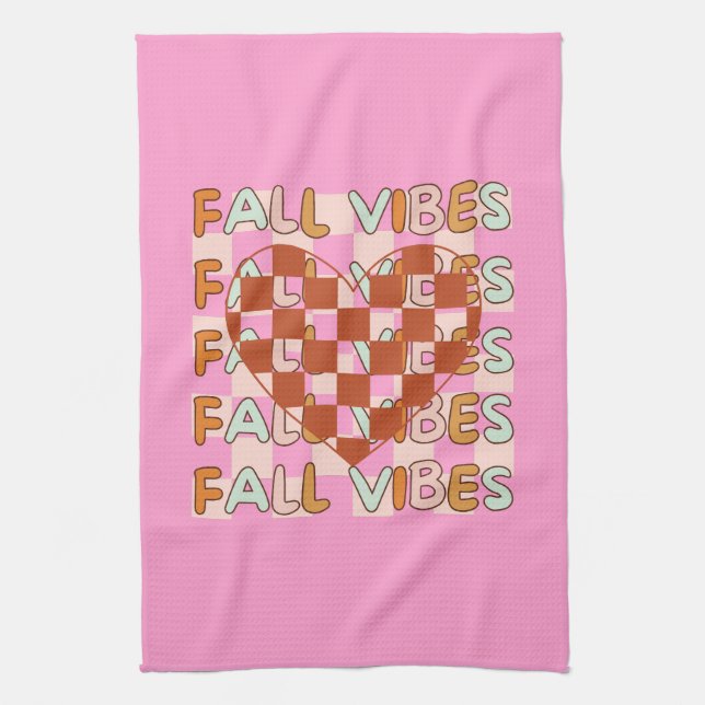 Herbstthema Checkered Heart | Fall Vibes Pink Geschirrtuch (Vertikal)