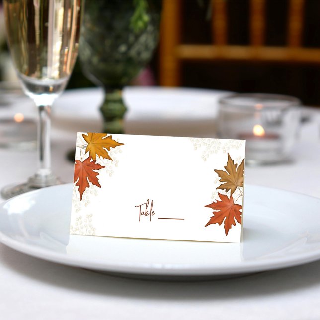 Herbstwochenende Wasserfarbenhochzeit Platzkarte (Fall leaves place card with stylish calligraphy script.)