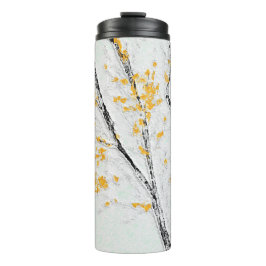 Herbstzweige mit gelben Herbstlauben Thermosbecher