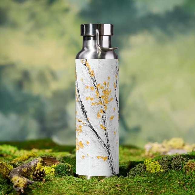 Herbstzweige mit gelben Herbstlauben Trinkflasche (Außenbereich)