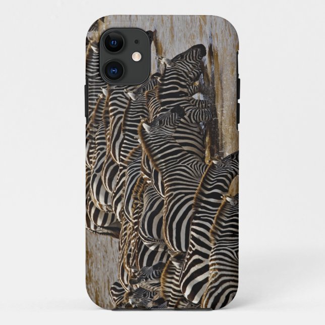Herd von Burchell's Zebras trinken aus Mara Case-Mate iPhone Hülle (Rückseite)
