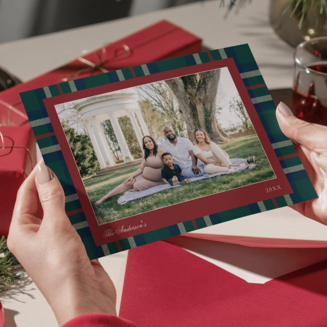 Heritage Preppy Plaid Christmas Photo  Feiertagskarte (Von Creator hochgeladen)