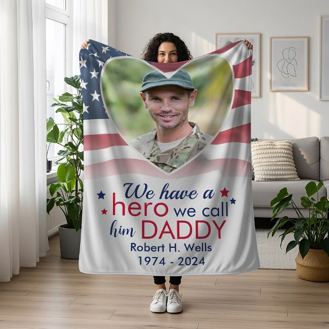 Hero Daddy Veteran Personalisiert America Flag Fleecedecke (Von Creator hochgeladen)