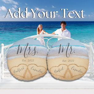 Herr Frau Dusty Blue Strand Paare Herzen Sand  Rundes Kissen