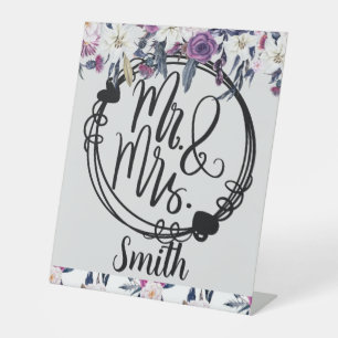 Herr & Frau Gothic Floral Wedding Custom Sign Sockelschild