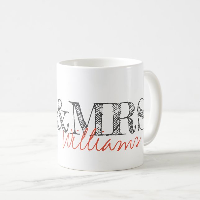 Herr & Frau NAME Moderne Typografie Newlyweds Wedd Kaffeetasse (VorderseiteRechts)