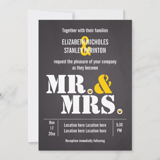 Herr & Mrs. Modern typografisch schwarz, gelb Hoch Einladung (Vorderseite)