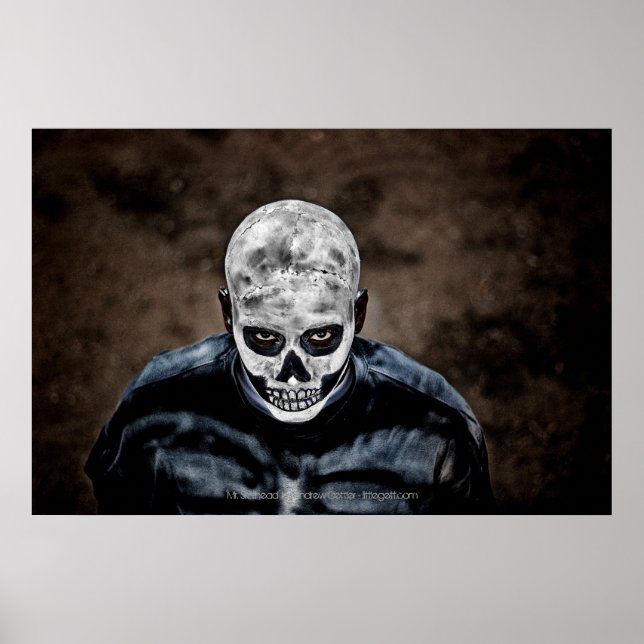 "Herr Skullhead' von Andrew Gettler Poster (Vorne)