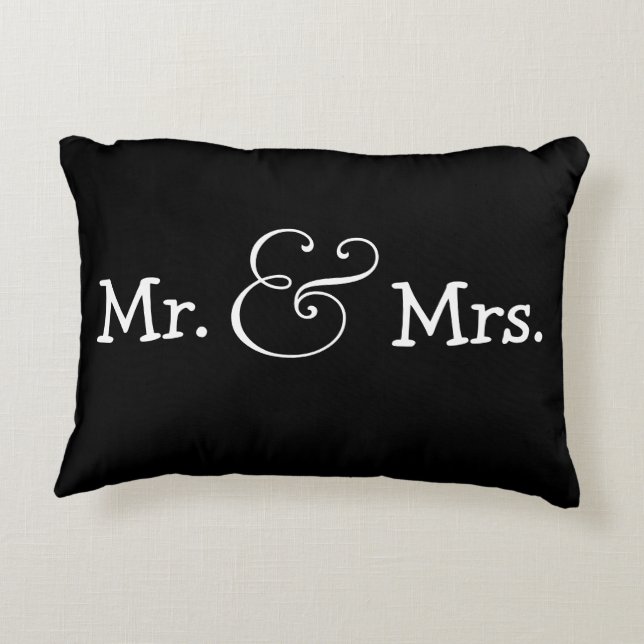 Herr und Frau Bride and Groom Wedding Gift Zierkissen (Rückseite)
