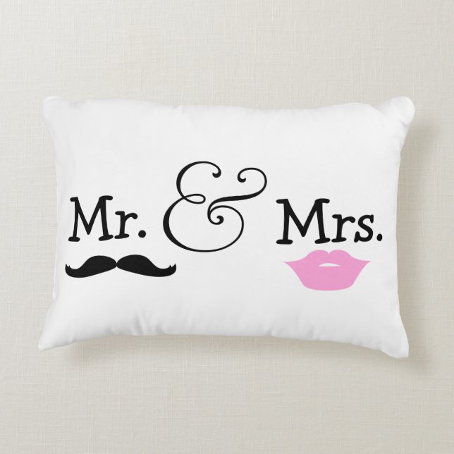 Herr und Frau Bride and Groom Wedding Gift Zierkissen (Rückseite)