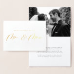 Herr und Frau Calligraphy Wedding Vielen Dank Folienkarte<br><div class="desc">Vielen Dank von Herrn und Frau! Vielen Dank an Familie und Freunde, dass sie Teil Ihrer Hochzeit mit dieser anpassbaren Goldfolie sind Dankeschön an Sie Karte. Es zeichnet sich durch moderne Kalligraphie und klassische Typografie aus. Personalisieren Sie dieses Skript Hochzeit danke Ihnen Karte, indem Sie Ihre eigenen Details. Diese elegante...</div>