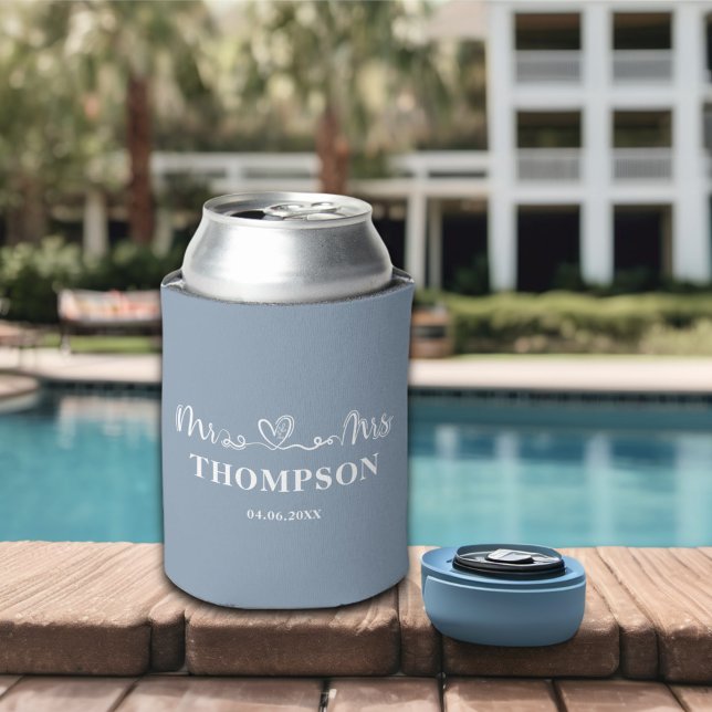 Herr und Frau Elegant Simple | Dusty Blue Dosenkühler (Von Creator hochgeladen)